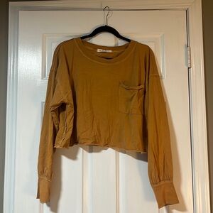 Free People long sleeve cropped tee, barely worn like new